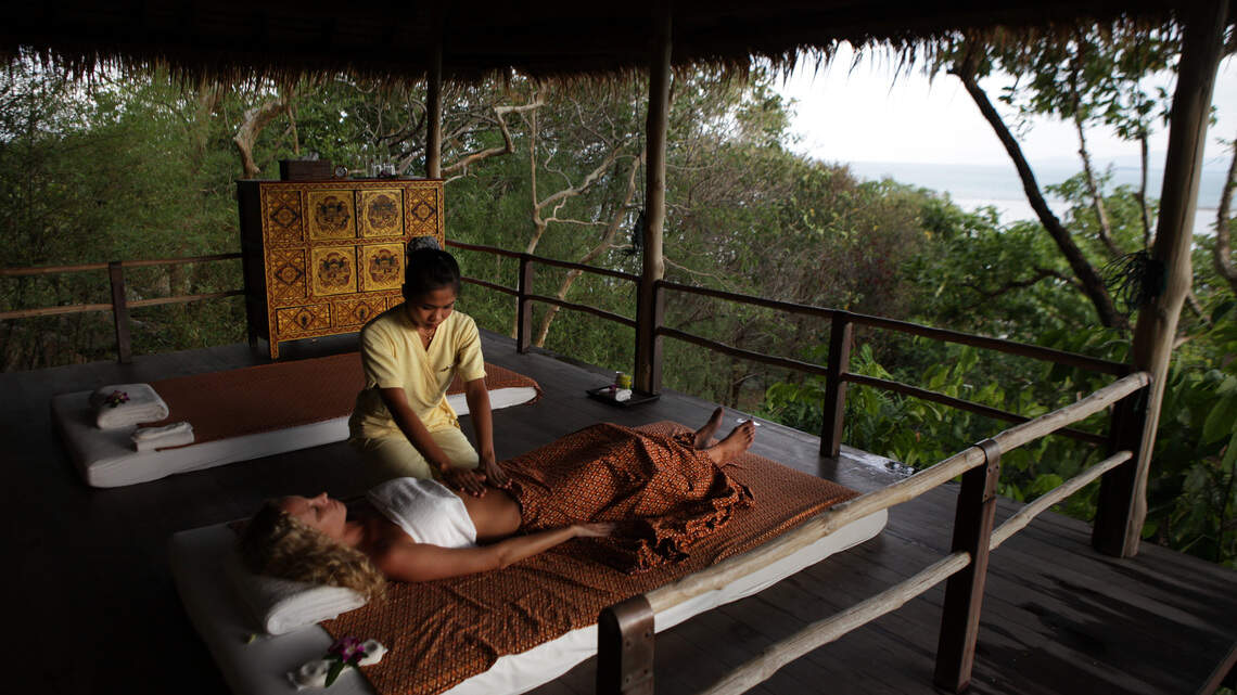 Luxury Wellness Retreats: What Amenities Signal a True Investment in Your Wellbeing?