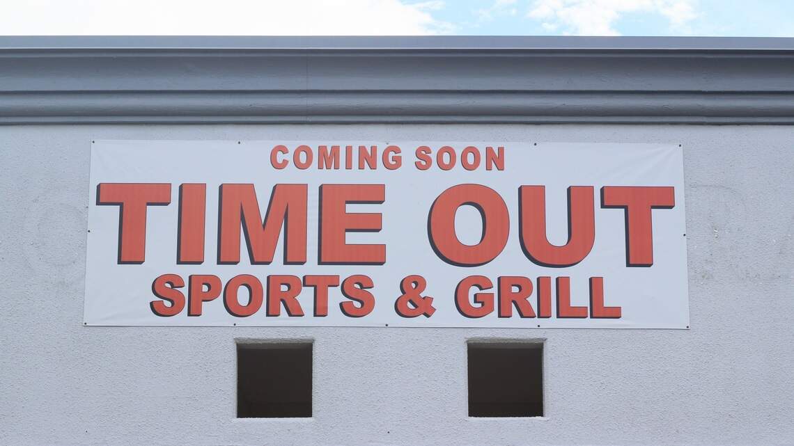New sports bar coming to Coral Springs? Mystery company signs RK Centers lease