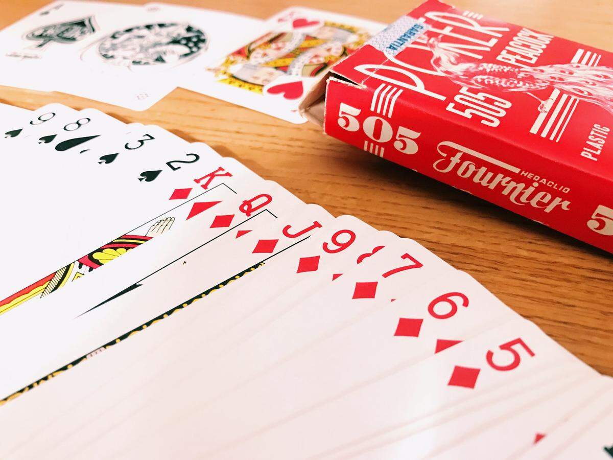 Join poker enthusiasts for two rounds of free play in one of the nation’s biggest leagues at T.G.I. Friday’s on Tuesday night.