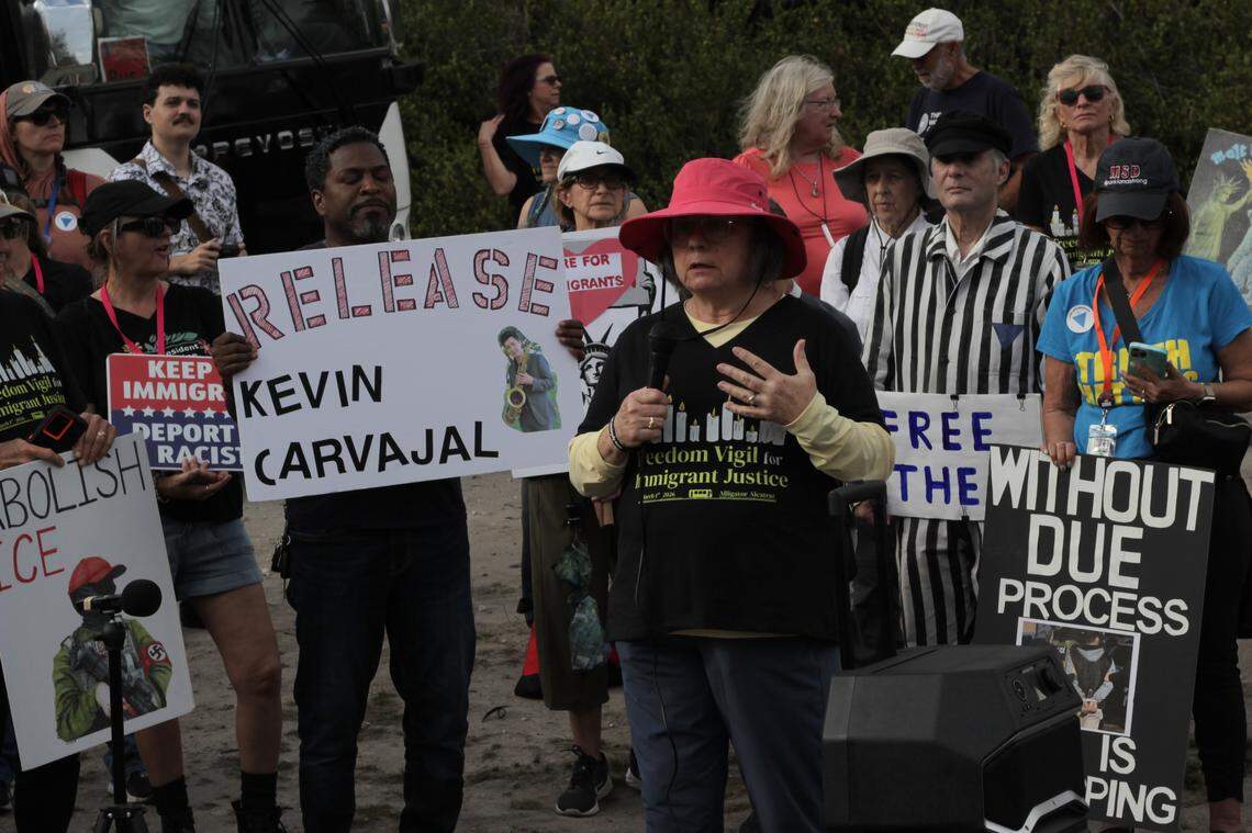 Rev. Mary Robertson, a Unitarian Universalist, shared her prayer for peace with the crowd on March 1.