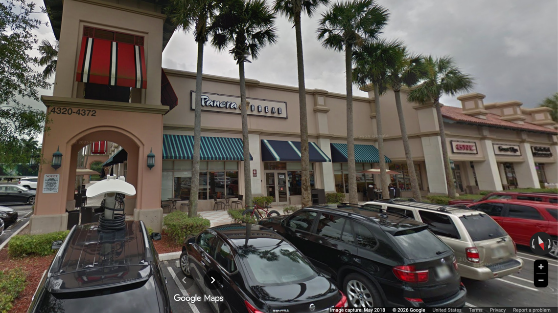 The Turtle Crossing shopping center on State Road 7 in Coral Springs has a new owner, Broward County property records show.
