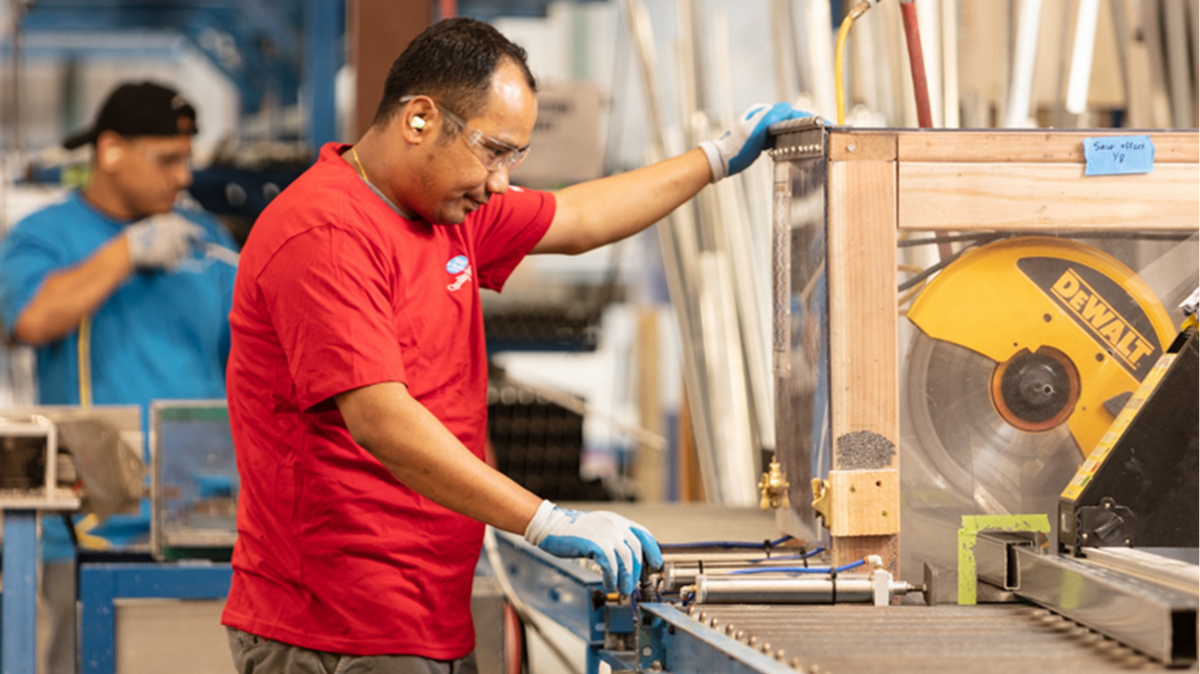 JELD-WEN sold its Coral Springs warehouse amid financial troubles at the North Carolina-based manufacturing company.