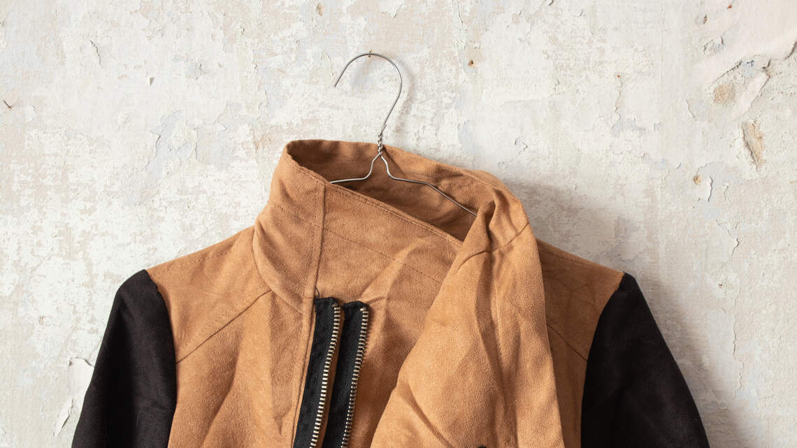 Funnel-Neck Outerwear: How a Structured Jaw-Grazing Collar Became Fall 2026’s Most-Tracked Transitional Coat