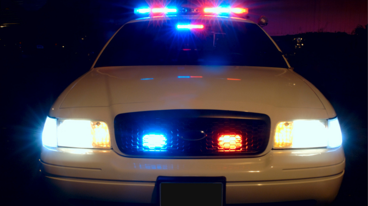 A Coral Springs man arrested on a battery charge in relation to a road rage incident is once again allowed to drive.